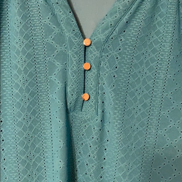 Blouse - Picture 2 of 2